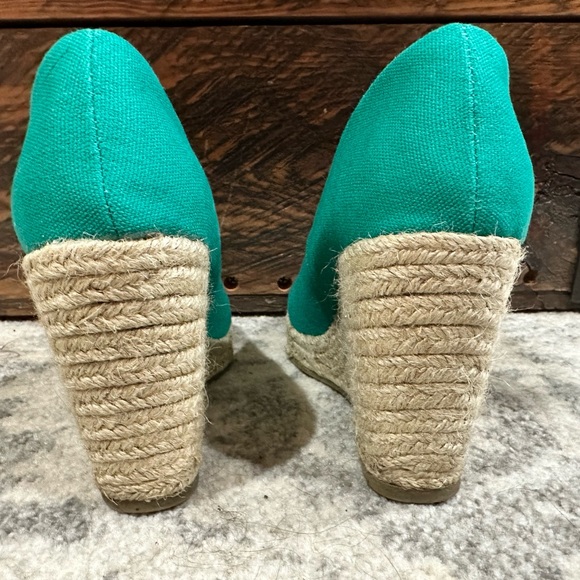 Green Wedges - Picture 4 of 5